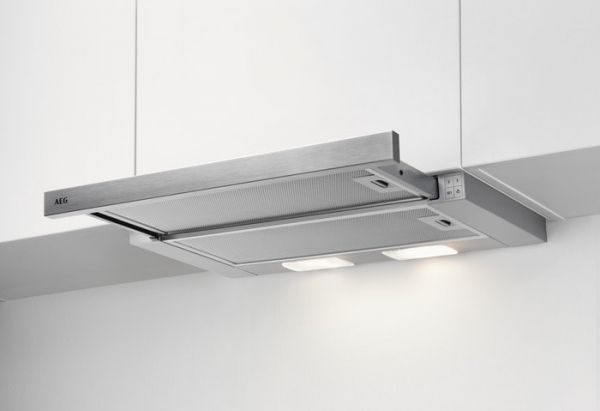 Grupo filtrante AEG DPB3632S con 3 velocidades 60 cm 410 m/h inox clase C